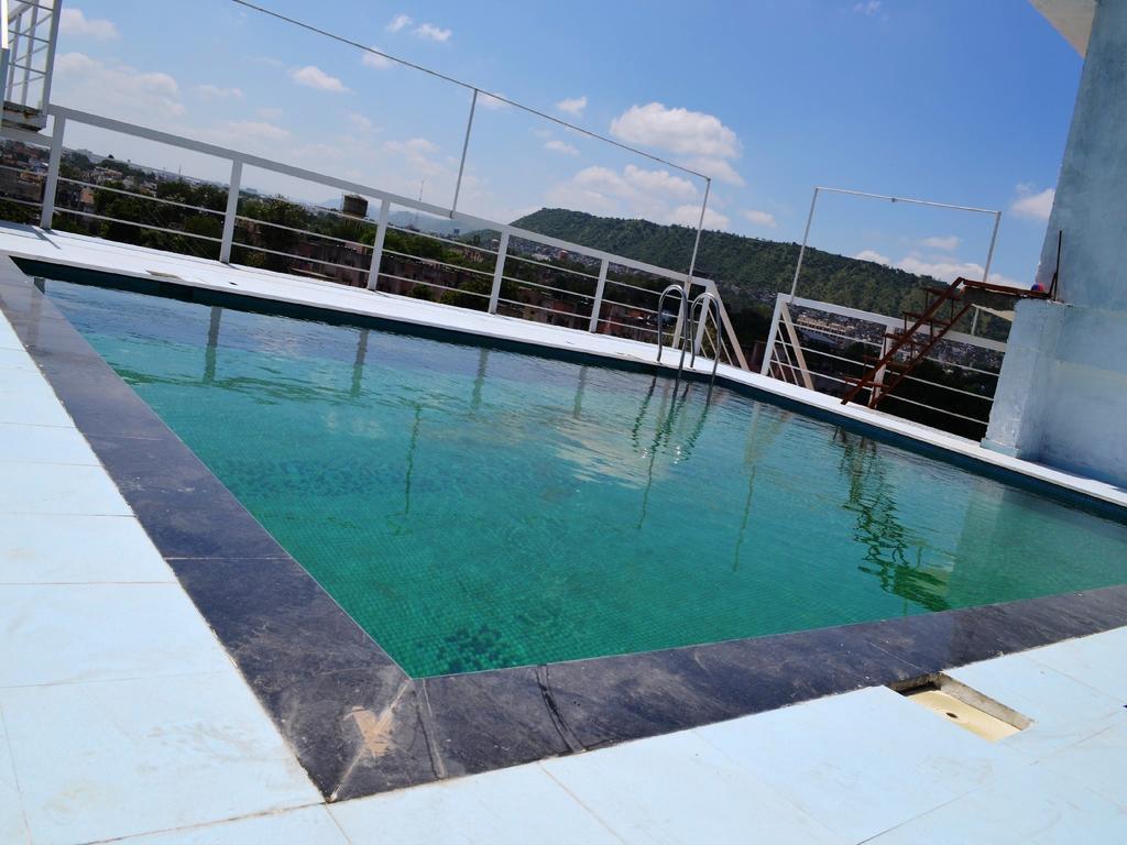 Ardency Inn Udaipur Buitenkant foto